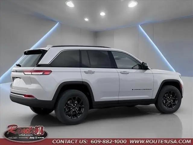 2026 Jeep Grand Cherokee Altitude 4x4
