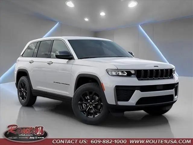 2026 Jeep Grand Cherokee Altitude 4x4