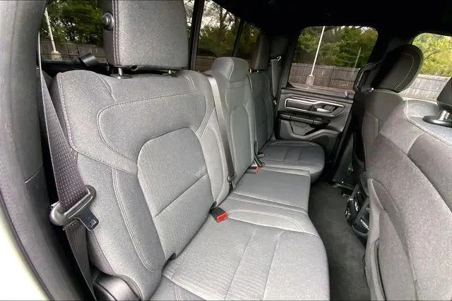 2022 Ram 1500 Big Horn Quad Cab 4x4 6'4" Box
