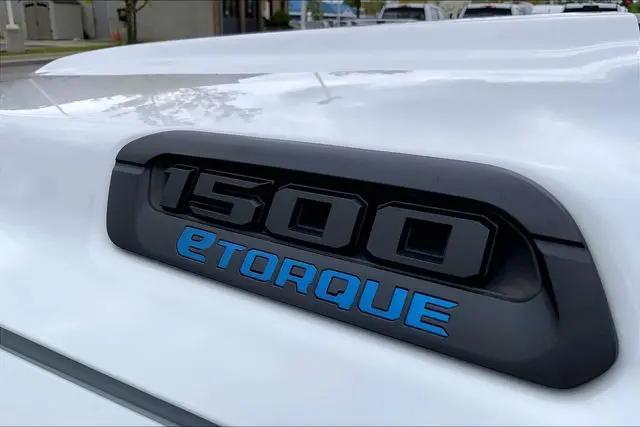 2022 Ram 1500 Big Horn Quad Cab 4x4 6'4" Box