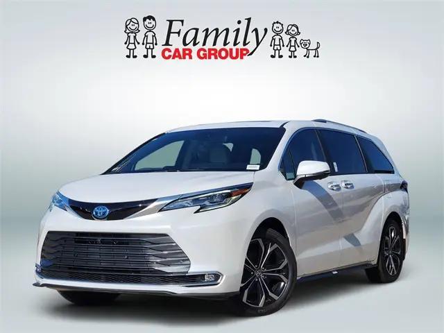 2025 Toyota Sienna Platinum for sale in Burleson, TX