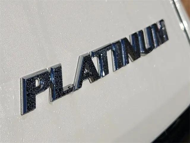 2025 Toyota Sienna Platinum