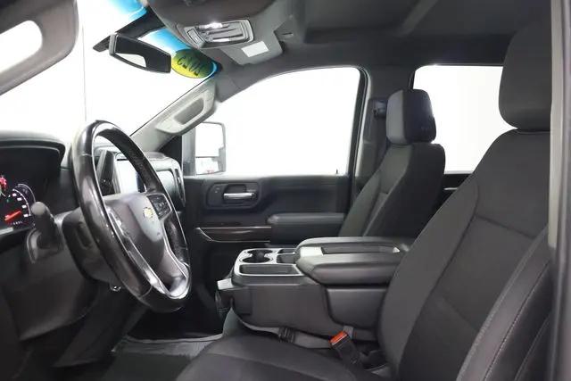 2023 Chevrolet Silverado 3500HD 4WD Crew Cab Long Bed LT