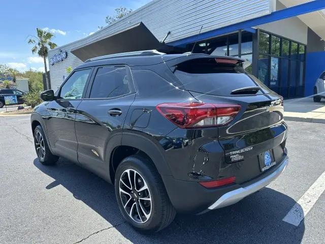 2025 Chevrolet TrailBlazer AWD LT