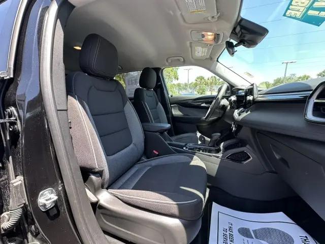 2025 Chevrolet TrailBlazer AWD LT