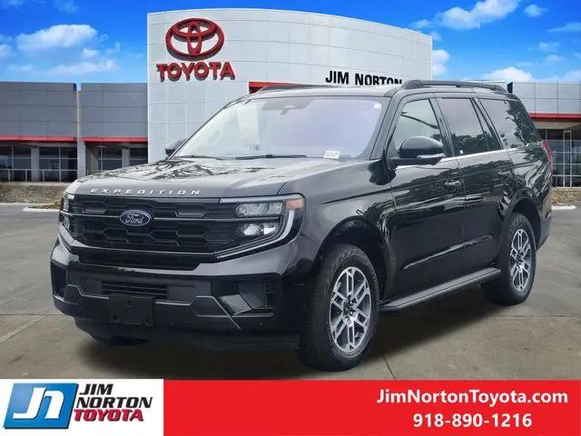 2025 Ford Expedition Active