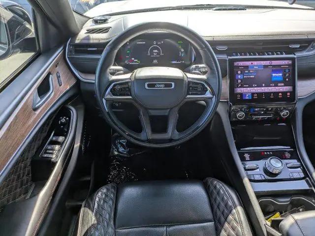 2022 Jeep Grand Cherokee Summit 4x4