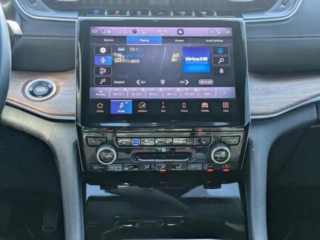 2022 Jeep Grand Cherokee Summit 4x4