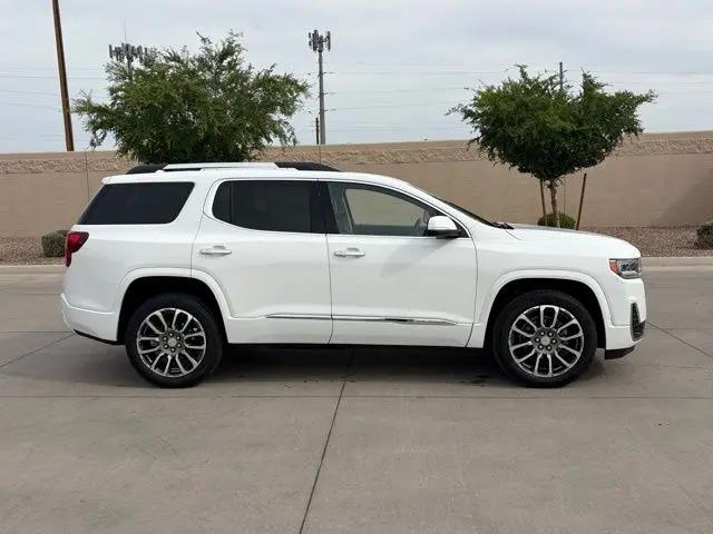 2023 GMC Acadia AWD Denali