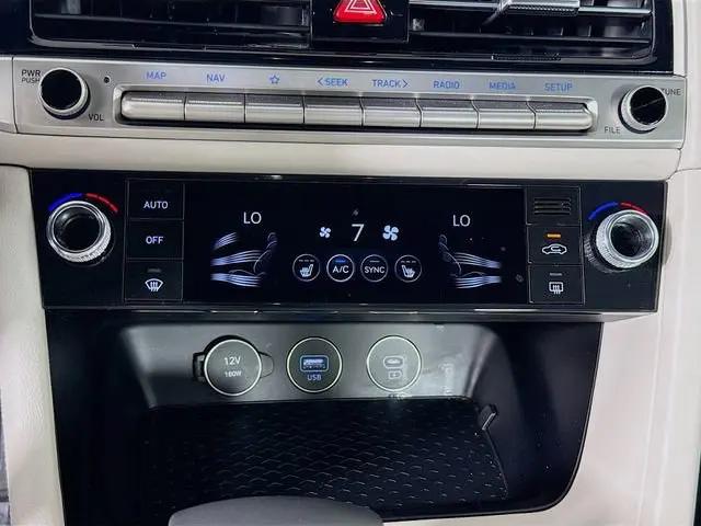 2025 Genesis G70 2.5T RWD