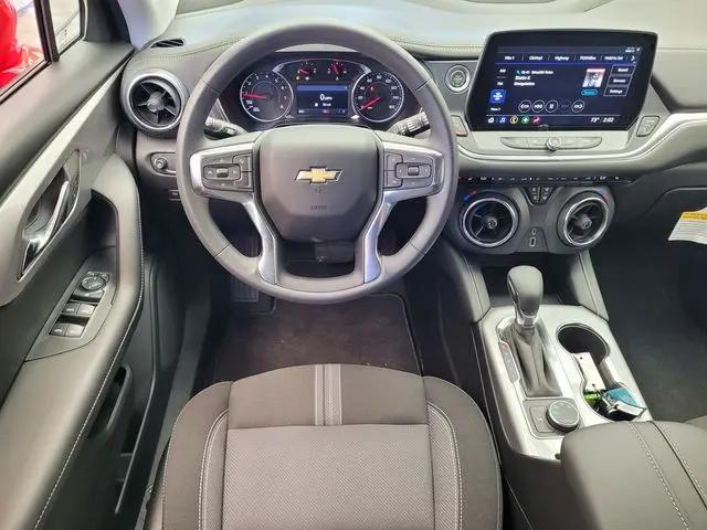2025 Chevrolet Blazer AWD 2LT