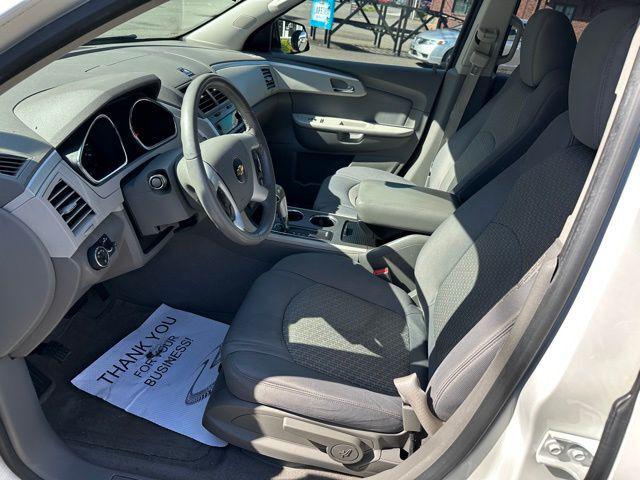 2011 Chevrolet Traverse LS