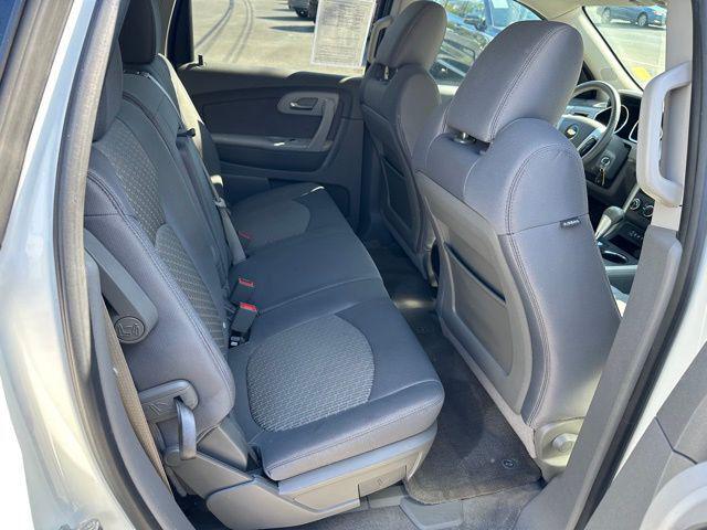 2011 Chevrolet Traverse LS