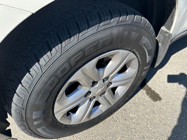 2011 Chevrolet Traverse LS