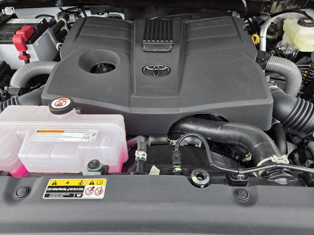 2026 Toyota Tundra Limited CrewMax 5.5' Bed