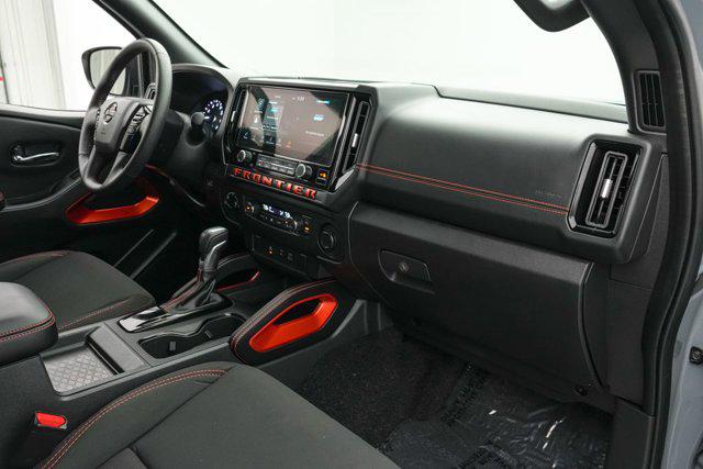 2025 Nissan Frontier Crew Cab PRO-4X 4x4