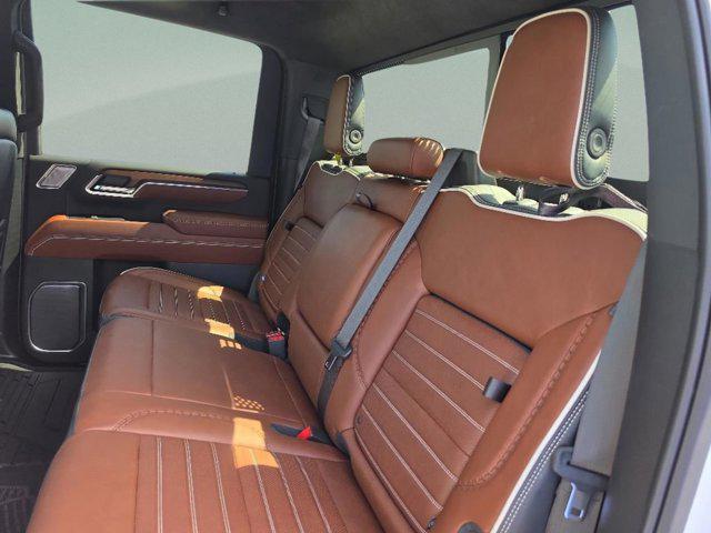 2024 GMC Sierra 2500HD 4WD Crew Cab Standard Bed Denali Ultimate