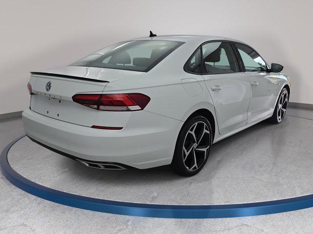2021 Volkswagen Passat 2.0T R-Line