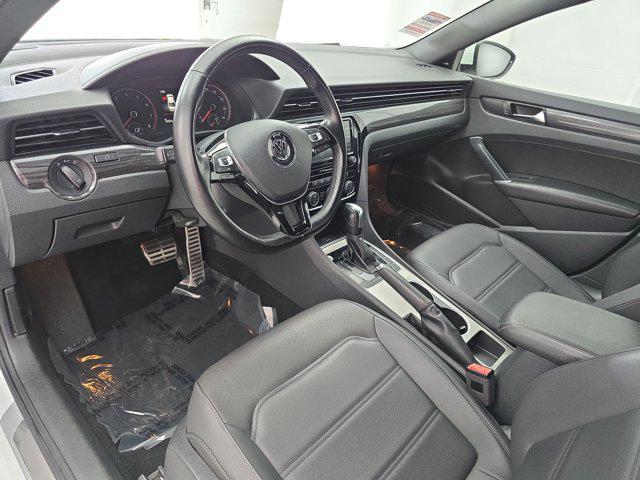 2021 Volkswagen Passat 2.0T R-Line