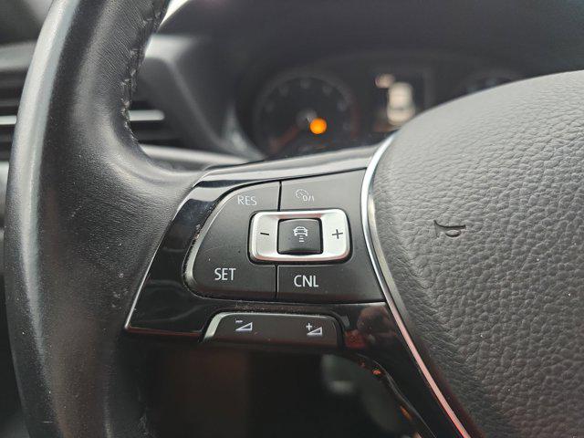 2021 Volkswagen Passat 2.0T R-Line