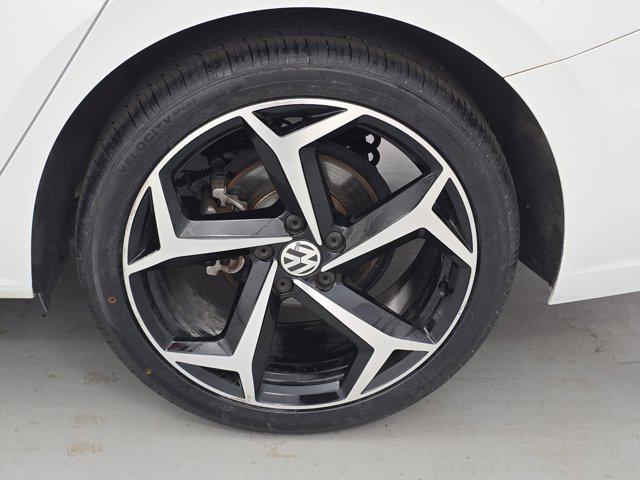 2021 Volkswagen Passat 2.0T R-Line