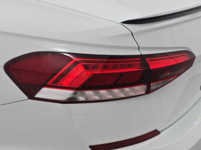 2021 Volkswagen Passat 2.0T R-Line