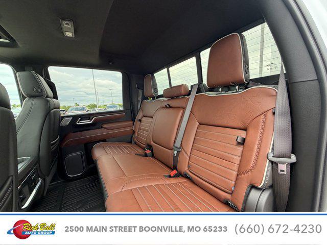 2026 GMC Sierra 2500HD Crew Cab, Standard Bed, Denali Ultimate, 4WD