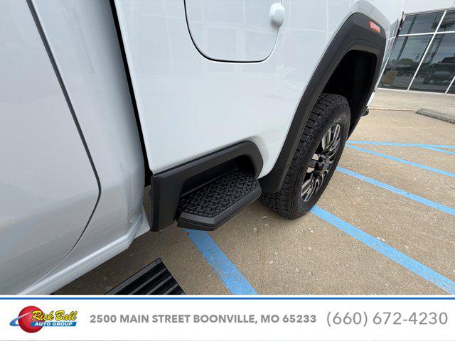 2026 GMC Sierra 2500HD Crew Cab, Standard Bed, Denali Ultimate, 4WD