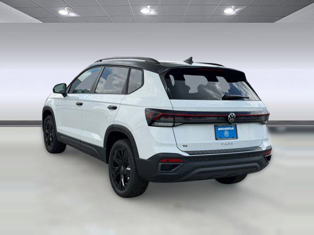 2026 Volkswagen Taos SE Black