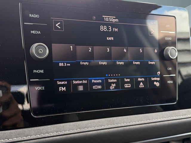 2026 Volkswagen Taos SE Black