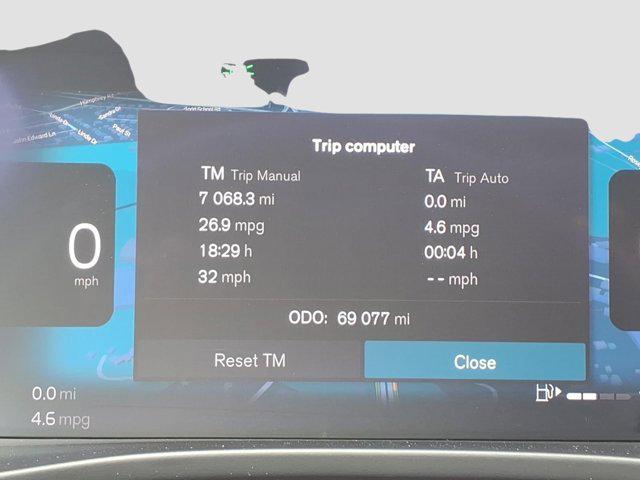 2023 Volvo XC40 B5 Plus Dark Theme