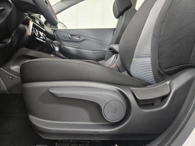 2022 Hyundai Kona SE