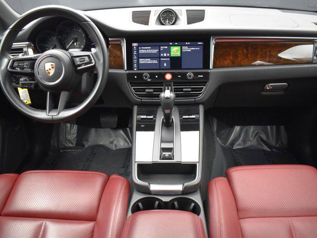 2022 Porsche Macan AWD