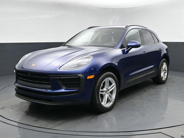 2022 Porsche Macan AWD