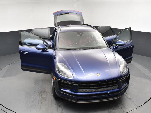 2022 Porsche Macan AWD