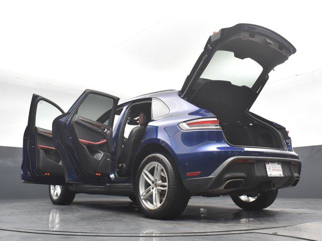 2022 Porsche Macan AWD