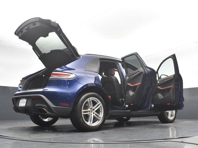 2022 Porsche Macan AWD