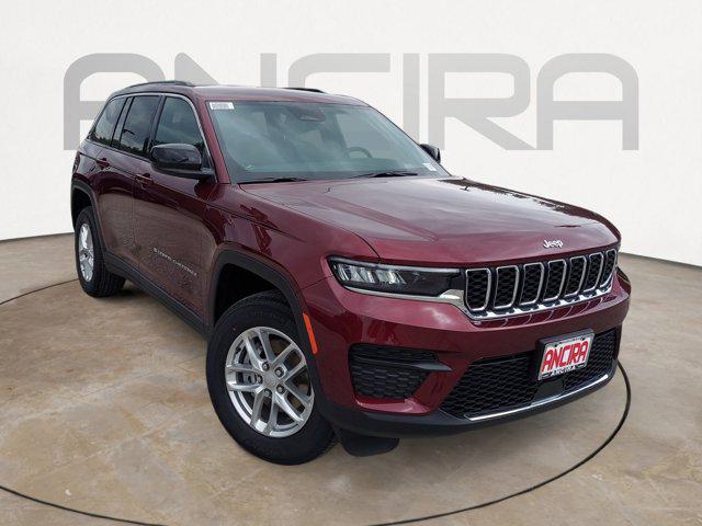 2026 Jeep Grand Cherokee Laredo 4x4