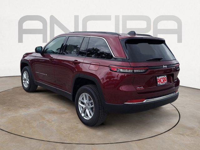 2026 Jeep Grand Cherokee Laredo 4x4