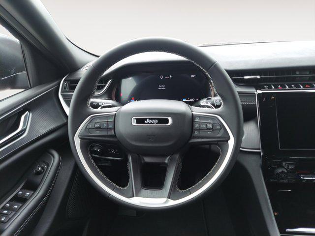 2026 Jeep Grand Cherokee Laredo 4x4