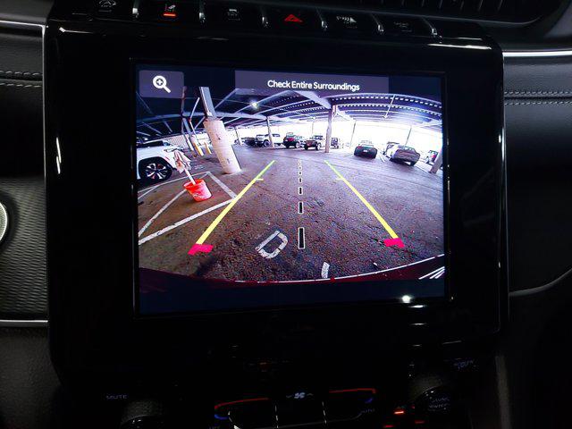 2026 Jeep Grand Cherokee Laredo 4x4