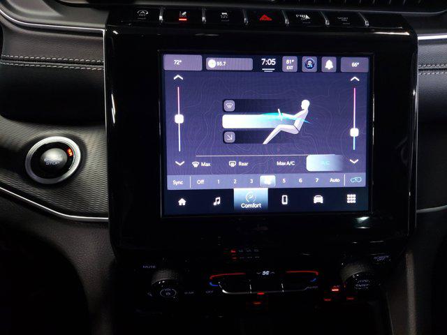 2026 Jeep Grand Cherokee Laredo 4x4