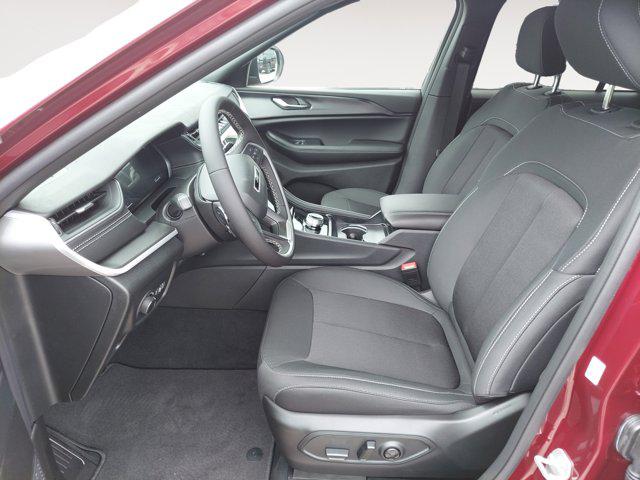 2026 Jeep Grand Cherokee Laredo 4x4