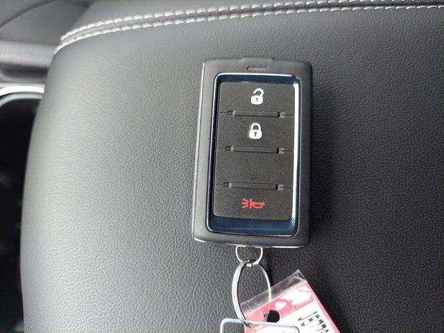 2026 Jeep Grand Cherokee Laredo 4x4
