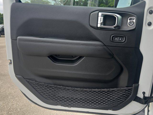 2020 Jeep Wrangler Sahara Altitude 4x4