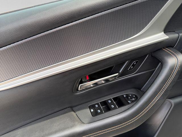 2025 Mazda X-90 3.3 Turbo Preferred Package
