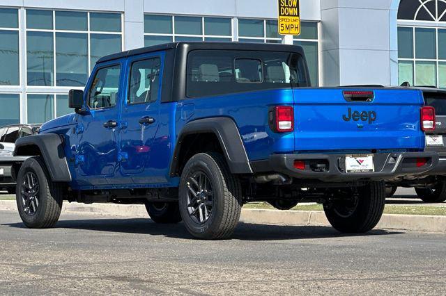 2026 Jeep Gladiator Sport