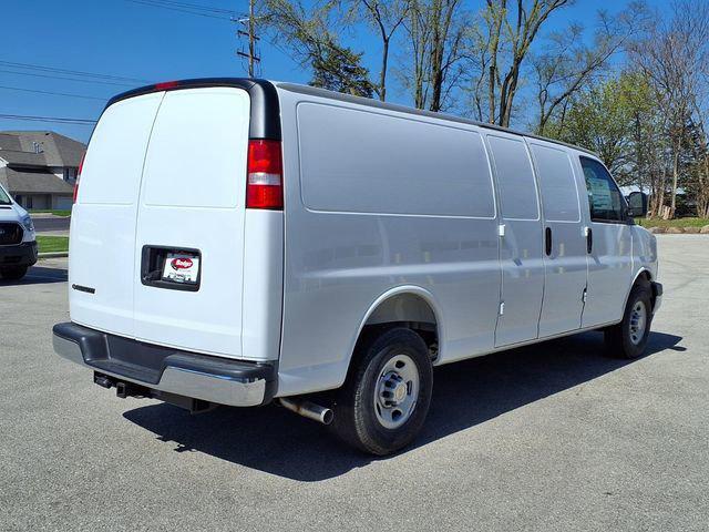 2026 Chevrolet Express Cargo Van 2500 Extended Wheelbase, WT, RWD
