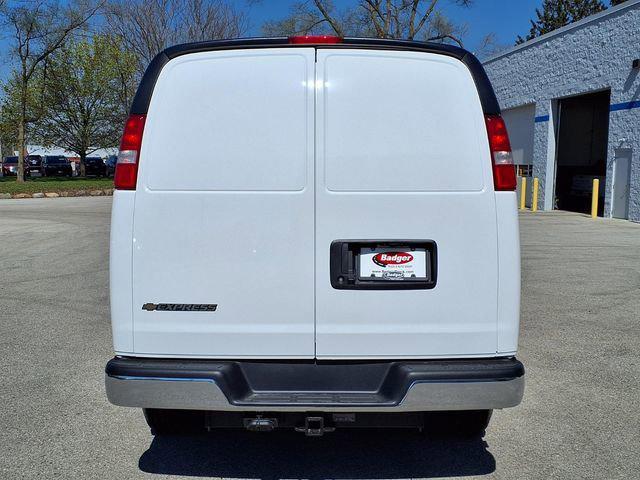 2026 Chevrolet Express Cargo Van 2500 Extended Wheelbase, WT, RWD