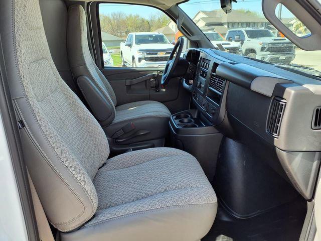 2026 Chevrolet Express Cargo Van 2500 Extended Wheelbase, WT, RWD